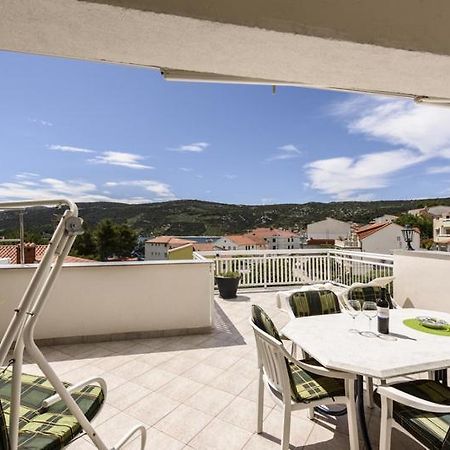 Apartments Luka - Trogir, Marina 150M From The Beach 外观 照片