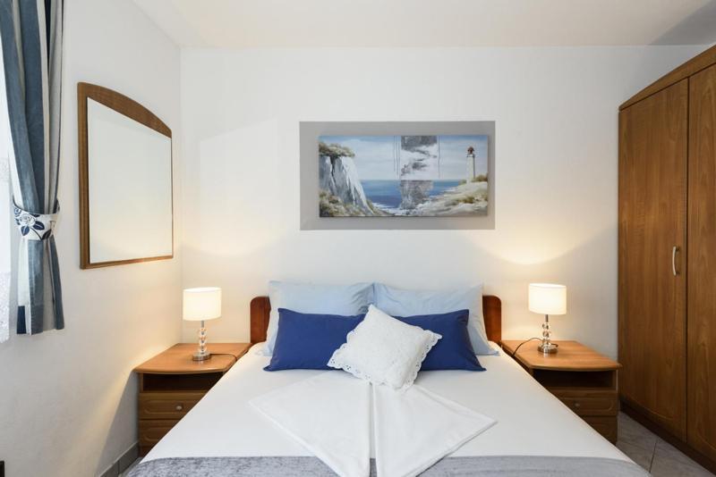 Apartments Luka - Trogir, Marina 150M From The Beach 外观 照片
